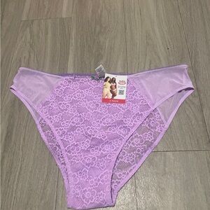 Delicate Lilac Lace Women's Panties